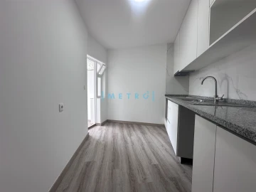 Apartamento T3 para Arrendamento em Pedrouços