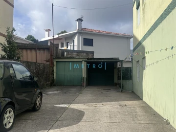 Apartamento T3 para Arrendamento em Pedrouços