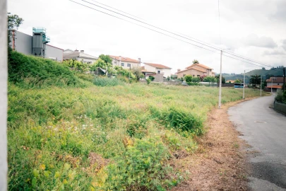 Terreno para Venda em Lustosa e Barrosas (Santo Estêvão)