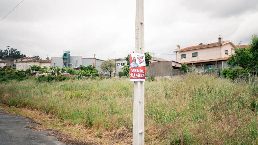Terreno para Venda em Lustosa e Barrosas (Santo Estêvão)