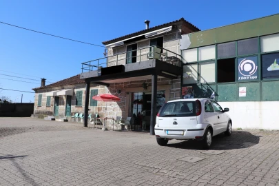 Negócio para Venda em Lustosa e Barrosas (Santo Estêvão)