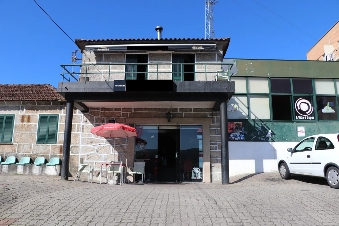 Negócio para Venda em Lustosa e Barrosas (Santo Estêvão) Foto 1