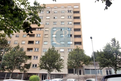 Apartamento T1 para Venda em Lordelo do Ouro e Massarelos