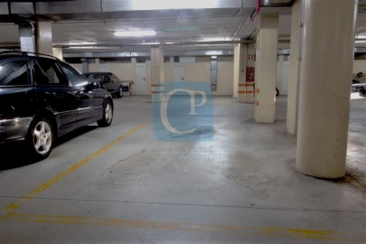 Apartamento T1 para Venda em Lordelo do Ouro e Massarelos
