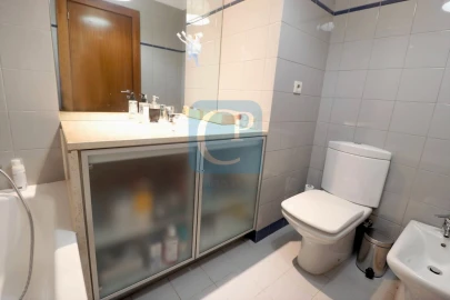 Apartamento T1 para Venda em Lordelo do Ouro e Massarelos