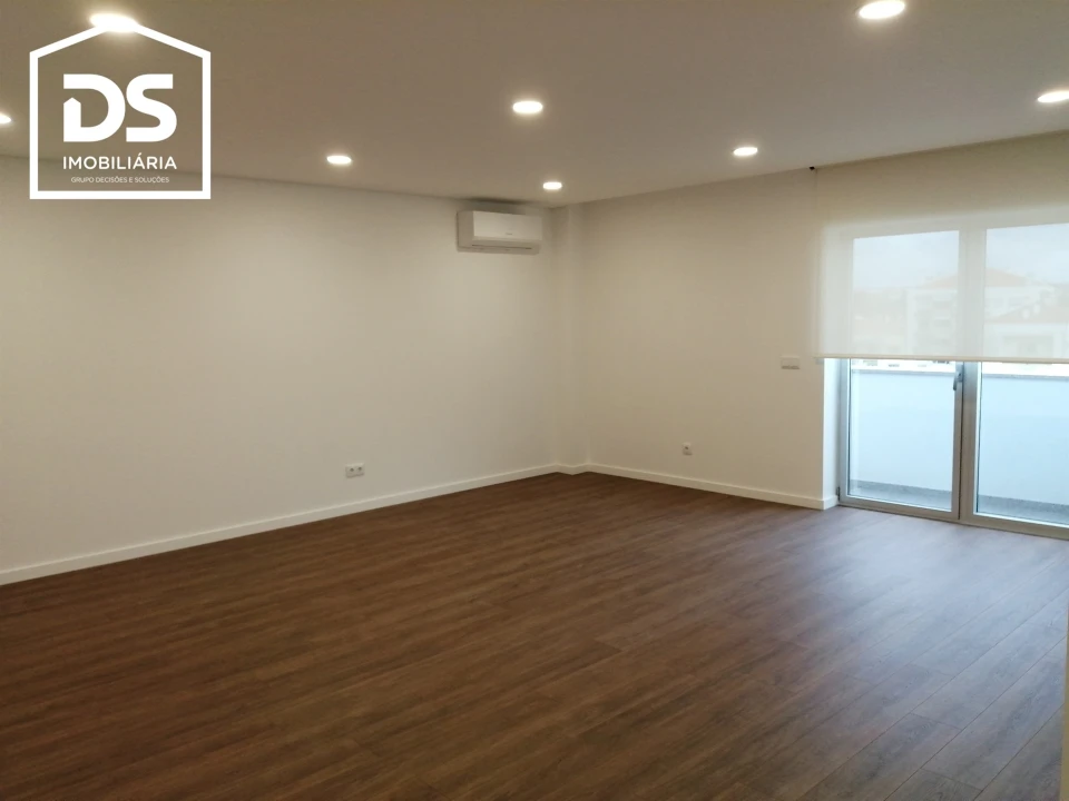 Apartamento T2 para Venda em Ranhados Foto 1