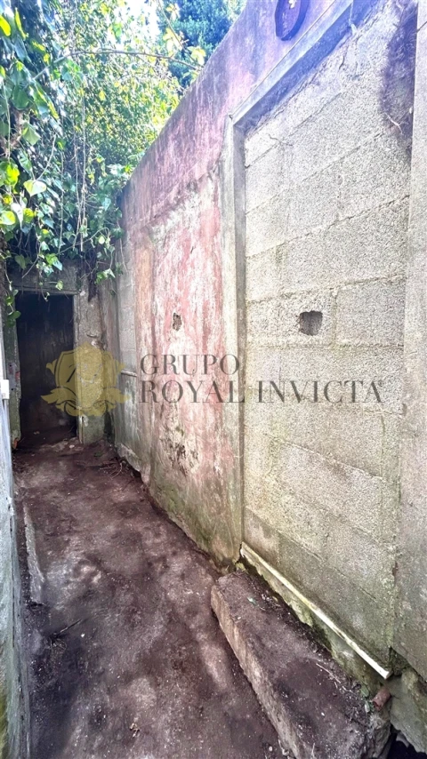 Moradia T0 para Venda em Campanhã