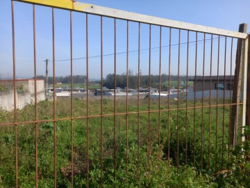 Terreno para Venda em Retorta e Tougues