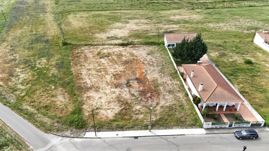 Terreno para Venda em Alpiarça Foto 2