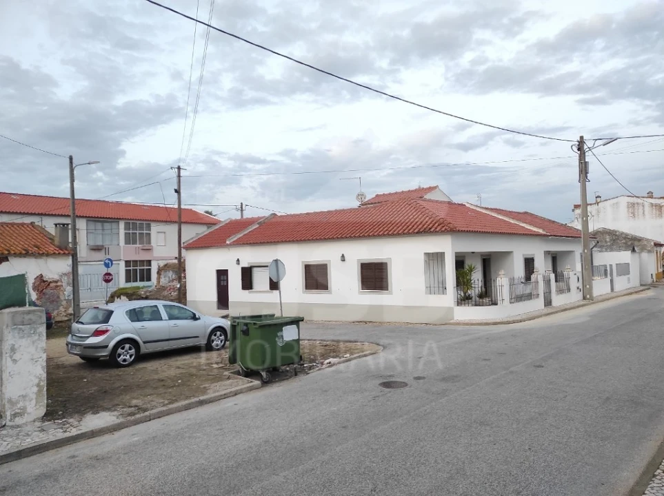 Moradia T1 para Venda em Samora Correia Foto 3