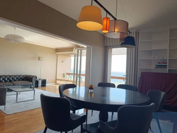 Apartamento T3 para Arrendamento em Oeiras e São Julião da Barra, Paço de Arcos e Caxias