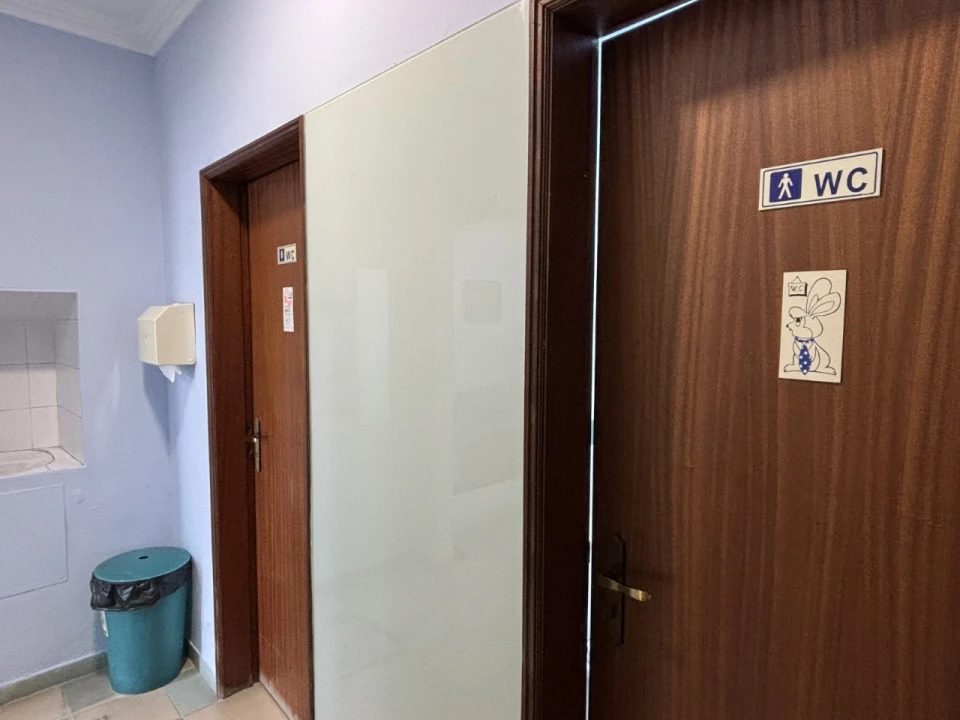 Loja para Cedência de Quotas em Póvoa de Santo Adrião e Olival Basto Foto 14