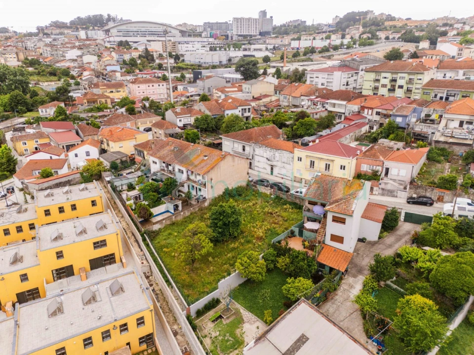 Terreno para Venda em Campanhã Foto 17