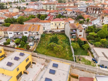 Terreno para Venda em Campanhã