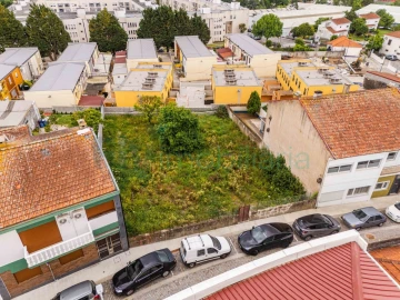 Terreno para Venda em Campanhã