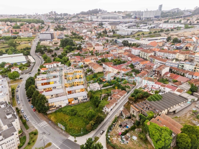 Terreno para Venda em Campanhã Foto 8