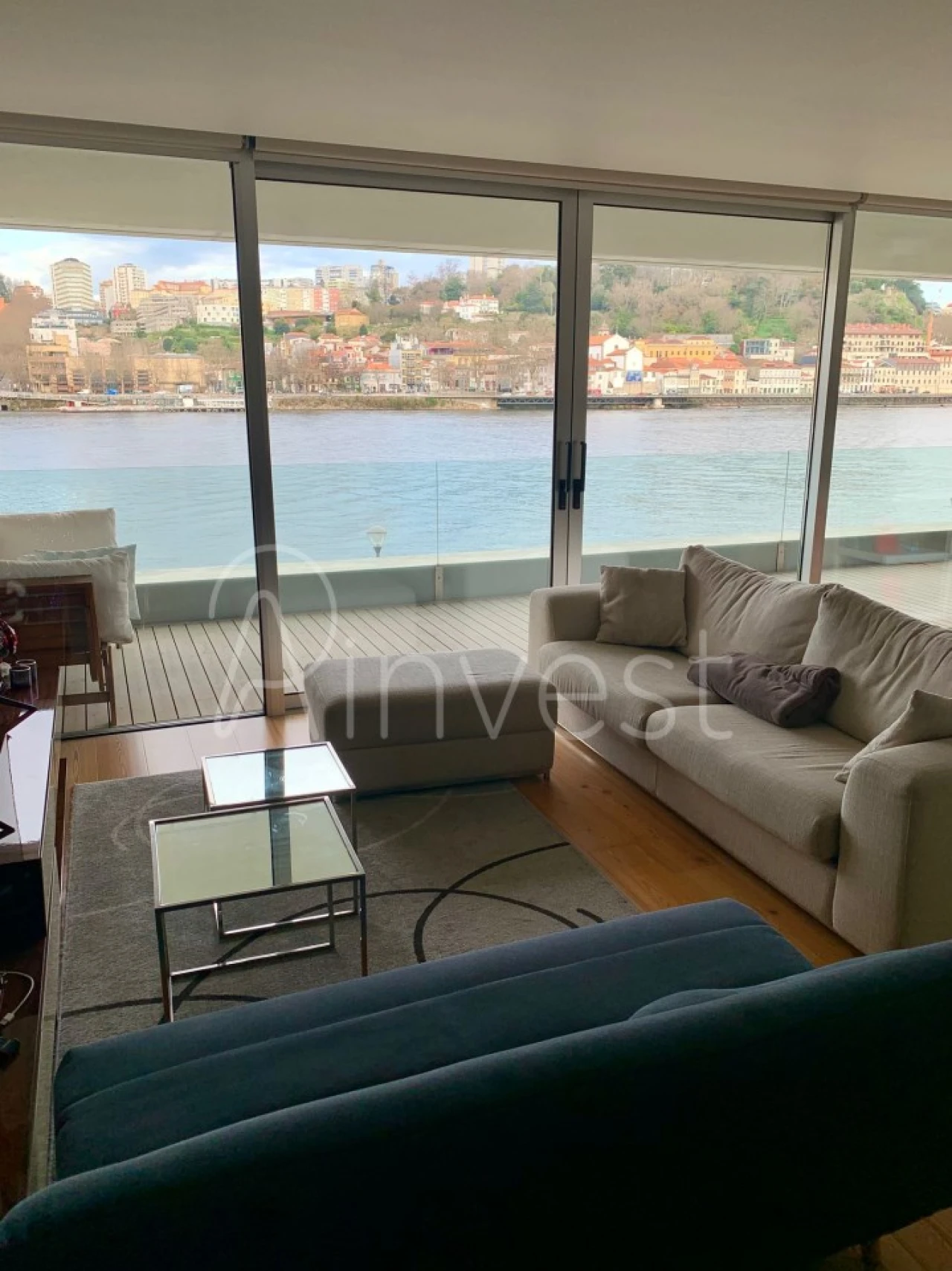 Apartamento T4 para Venda em Santa Marinha e São Pedro da Afurada Foto 1