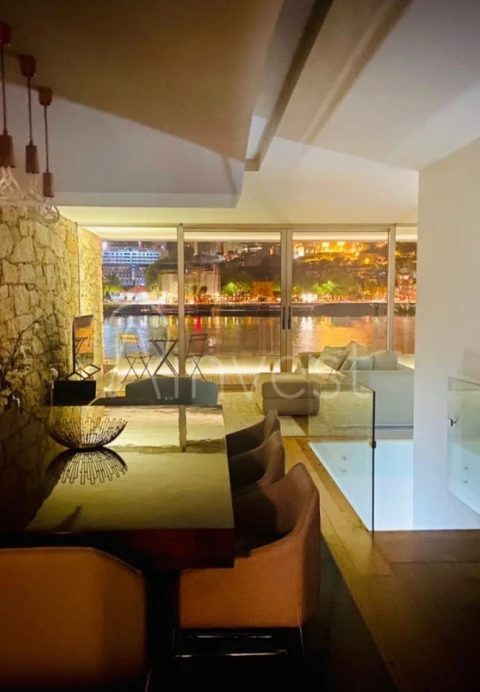 Apartamento T4 para Venda em Santa Marinha e São Pedro da Afurada