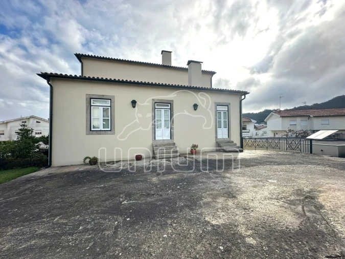 Moradia T3 para Venda em Santa Maria Maior e Monserrate e Meadela Foto 6