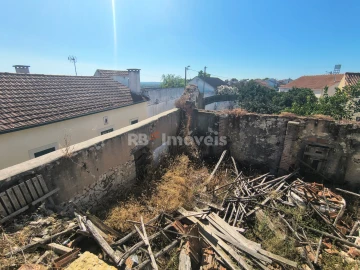 Terreno para Venda em Olaia e Paço