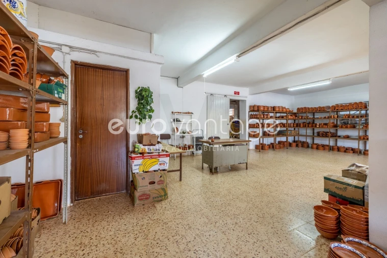 Armazém para Venda em Juncal Foto 5