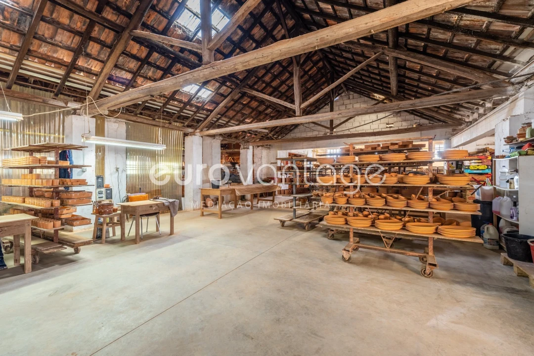 Armazém para Venda em Juncal Foto 19