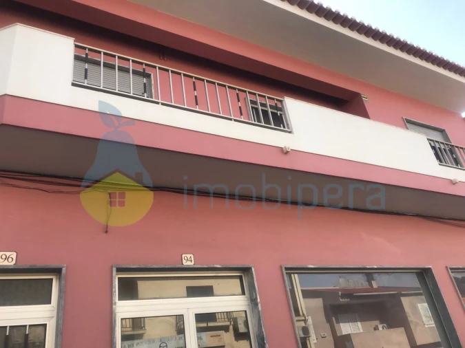 Moradia T3 para Venda em São Bartolomeu de Messines Foto 8