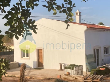 Moradia T5 para Venda em Ferreiras