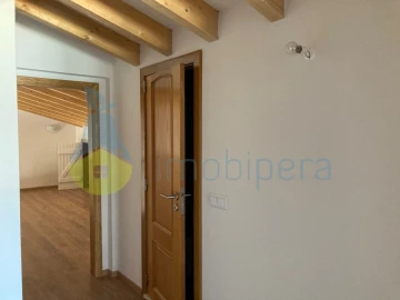 Moradia T5 para Venda em Ferreiras