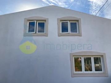 Moradia T5 para Venda em Ferreiras