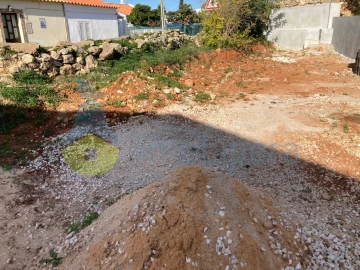 Moradia T5 para Venda em Ferreiras