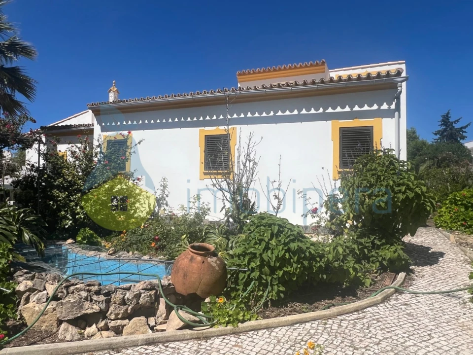 Moradia T5 para Venda em Albufeira e Olhos de Água Foto 2