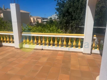 Moradia T5 para Venda em Albufeira e Olhos de Água