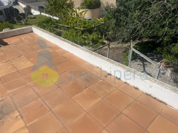 Moradia T5 para Venda em Albufeira e Olhos de Água