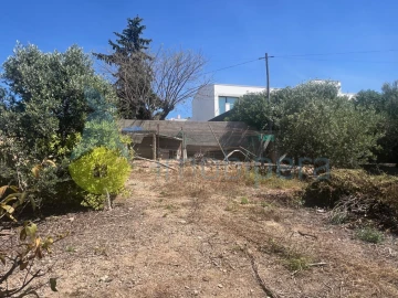 Moradia T5 para Venda em Albufeira e Olhos de Água