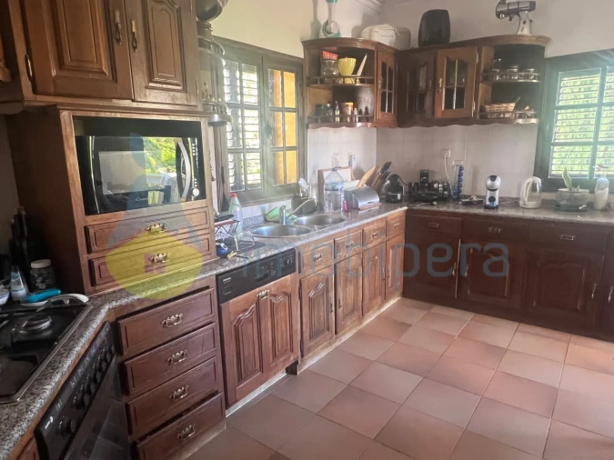 Moradia T5 para Venda em Albufeira e Olhos de Água Foto 4