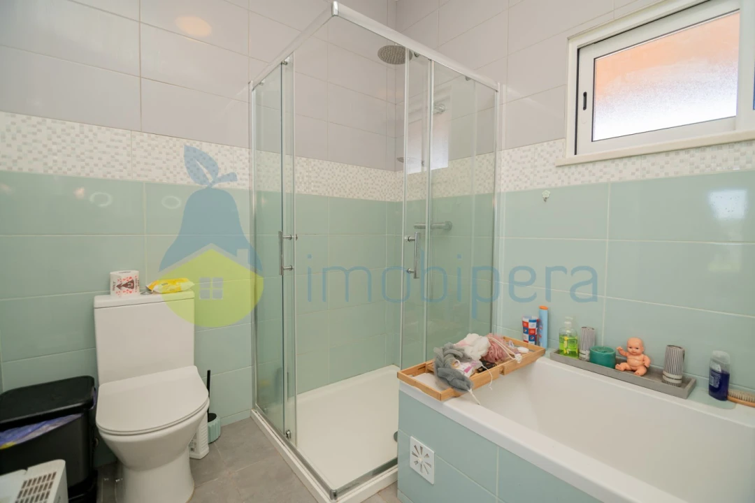 Moradia T4 para Venda em Silves Foto 41