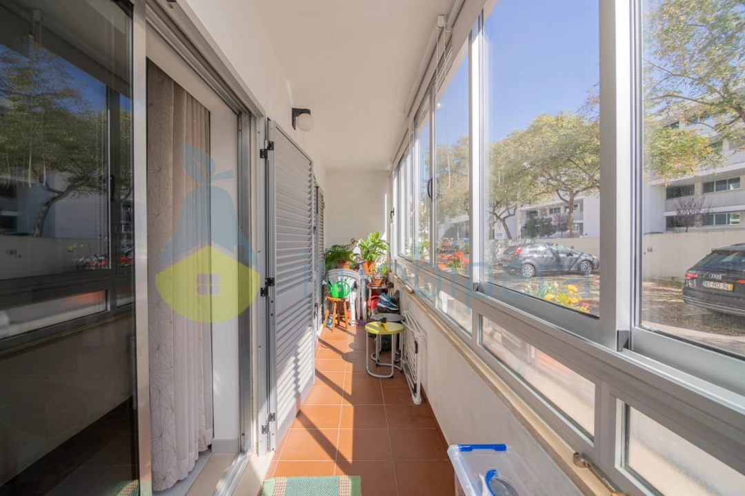 Apartamento T3 para Venda em Portimão Foto 11