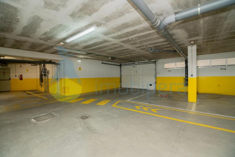 Apartamento T3 para Venda em Portimão Foto 31