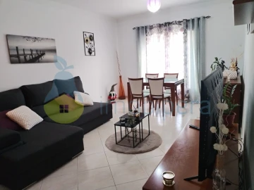 Apartamento T2 para Venda em Algoz e Tunes