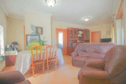 Apartamento T1 para Venda em Algoz e Tunes