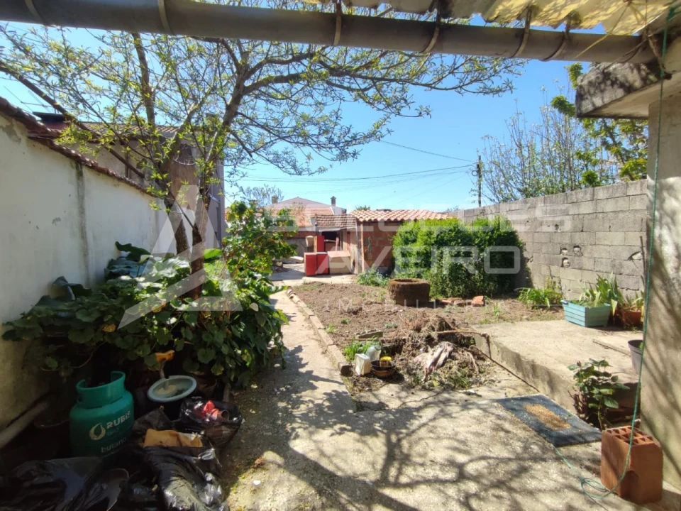 Moradia T2 para Venda em Albergaria-A-Velha e Valmaior Foto 12