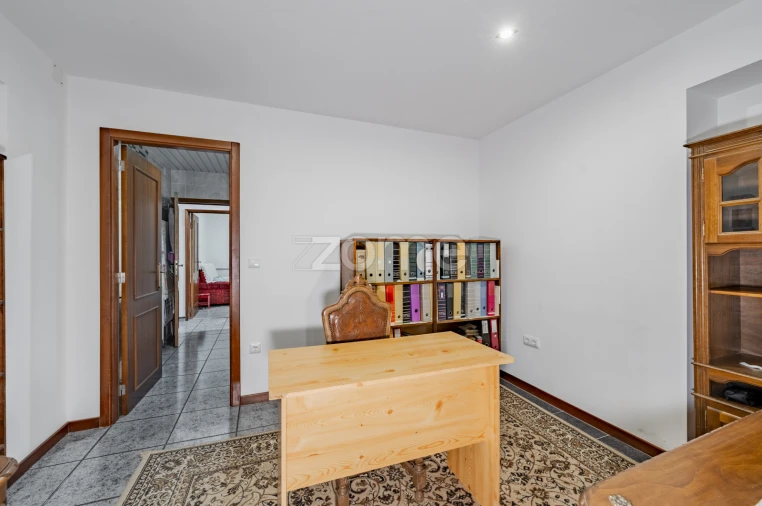 Moradia T4 para Venda em Rossas Foto 17