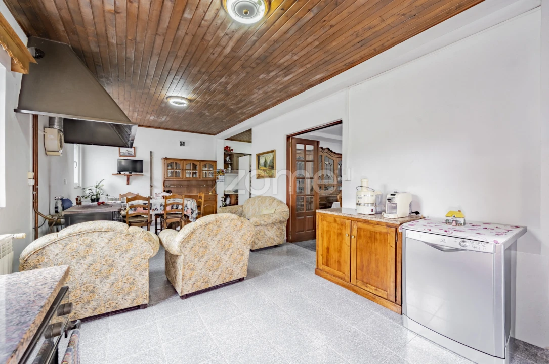 Moradia T4 para Venda em Rossas Foto 10