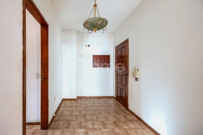 Apartamento T4 para Venda em Póvoa de Varzim, Beiriz e Argivai