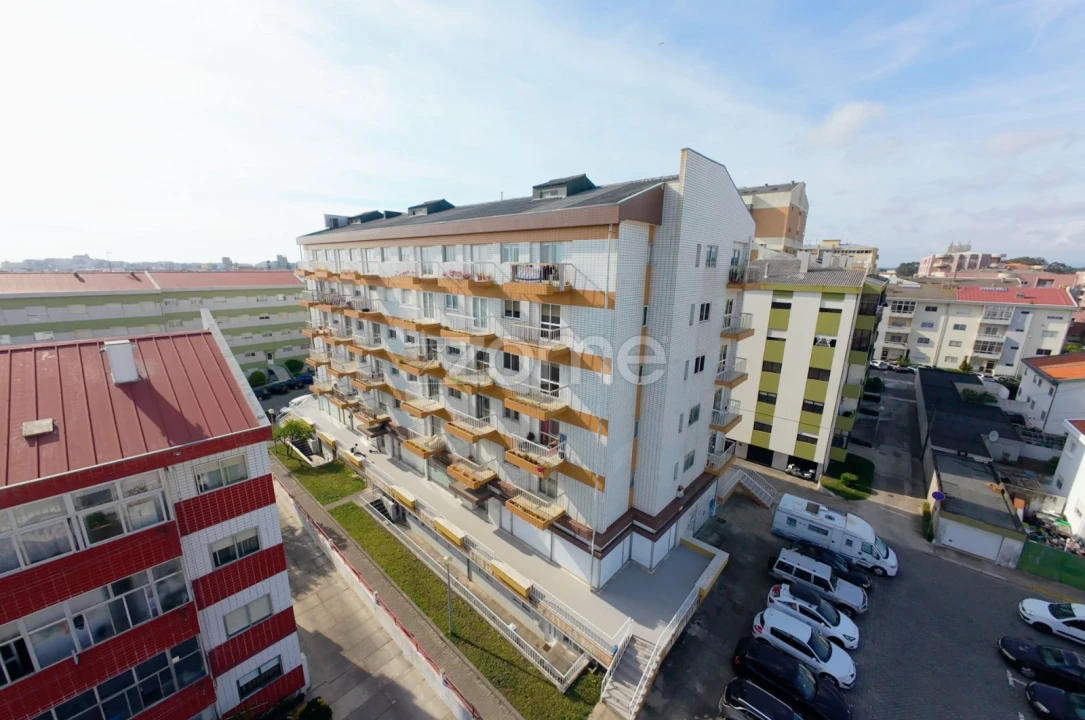 Apartamento T4 para Venda em Póvoa de Varzim, Beiriz e Argivai Foto 37