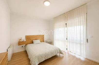 Apartamento T3 para Venda em Gondomar (São Cosme), Valbom e Jovim