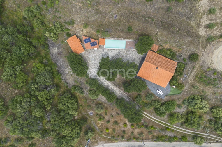 Quinta T3 para Venda em Freixo de Espada a Cinta e Mazouco Foto 24