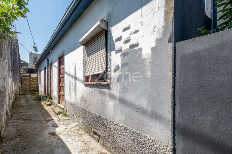 Moradia T4 para Venda em Pedrouços Foto 9