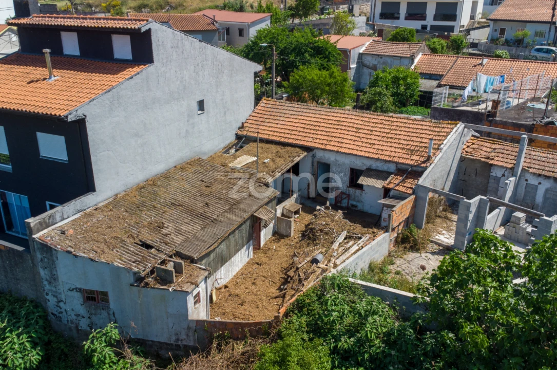 Moradia T4 para Venda em Pedrouços Foto 1